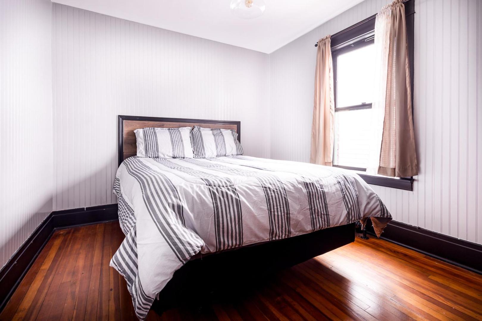 ניאגרה פולס The Pub- 8Br Free Parking, Minutes From Falls & Casino מראה חיצוני תמונה